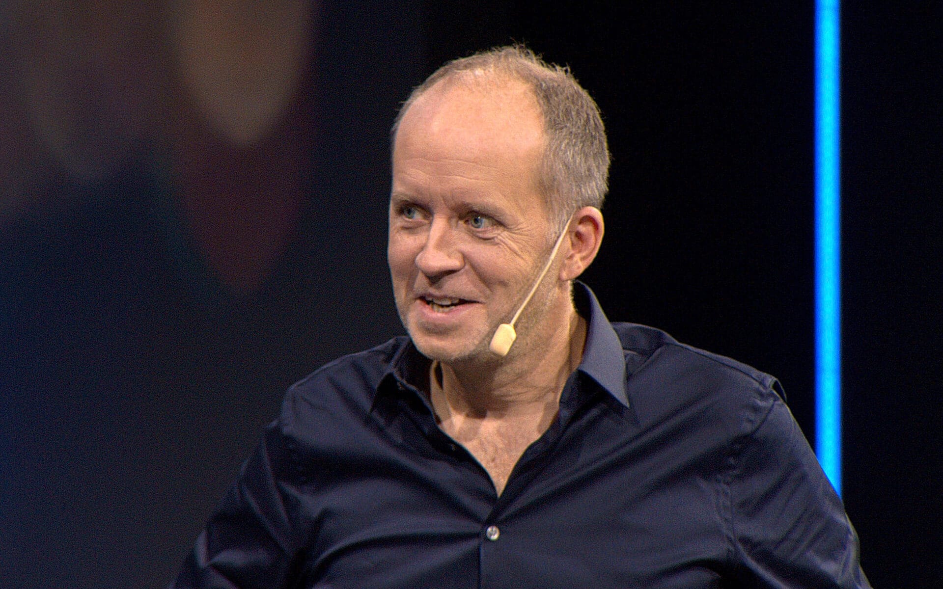 Dustins VD Thomas Ekman i närbild i Studio Ett, Dustin Expo Connected 2021