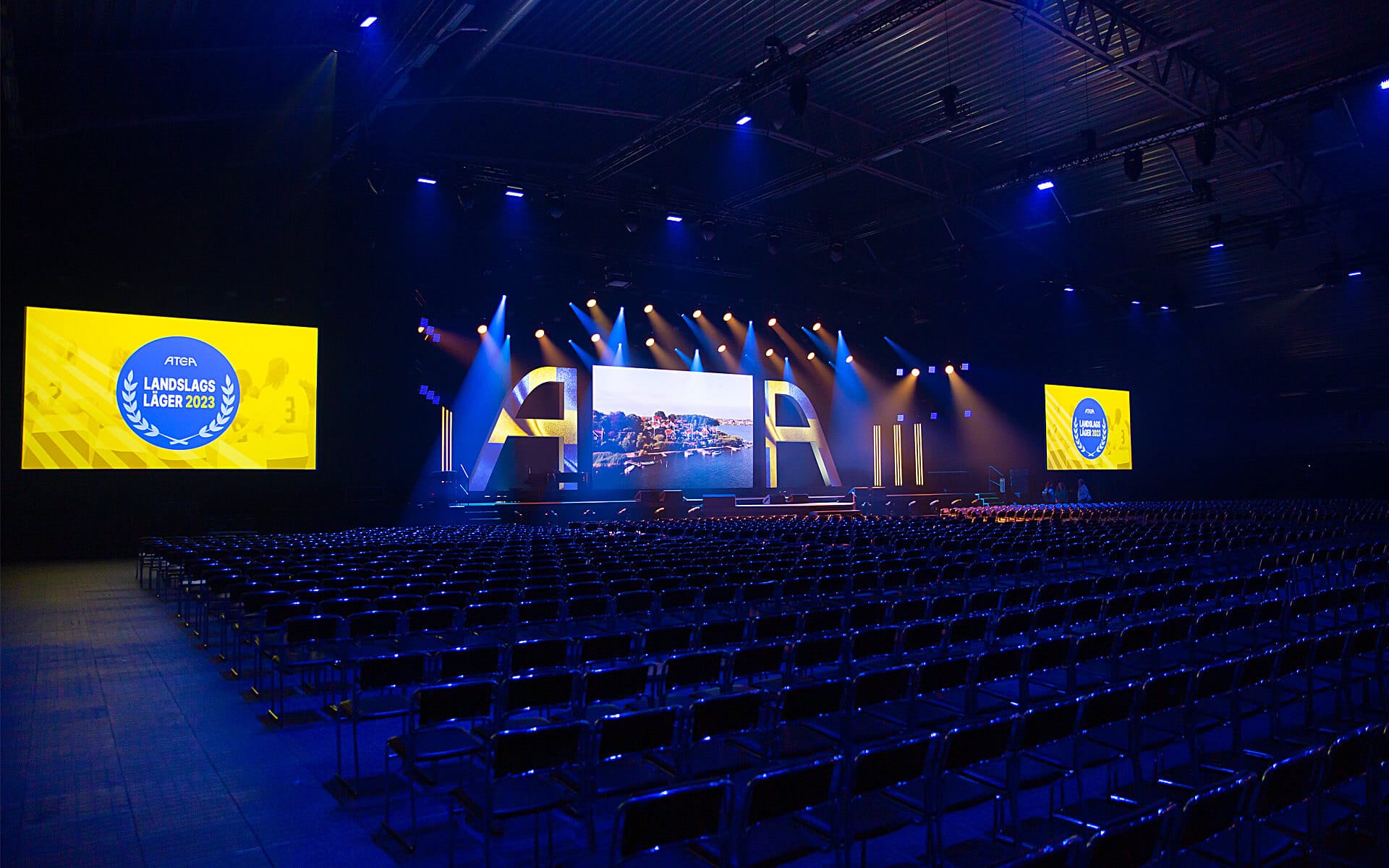 ATEA conference in Vinnarhallen Boson with support screens and stage lighting