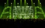 Benjamin Ingrosso siluett mot LED-vagg, scenljus Vinnarhallen Boson