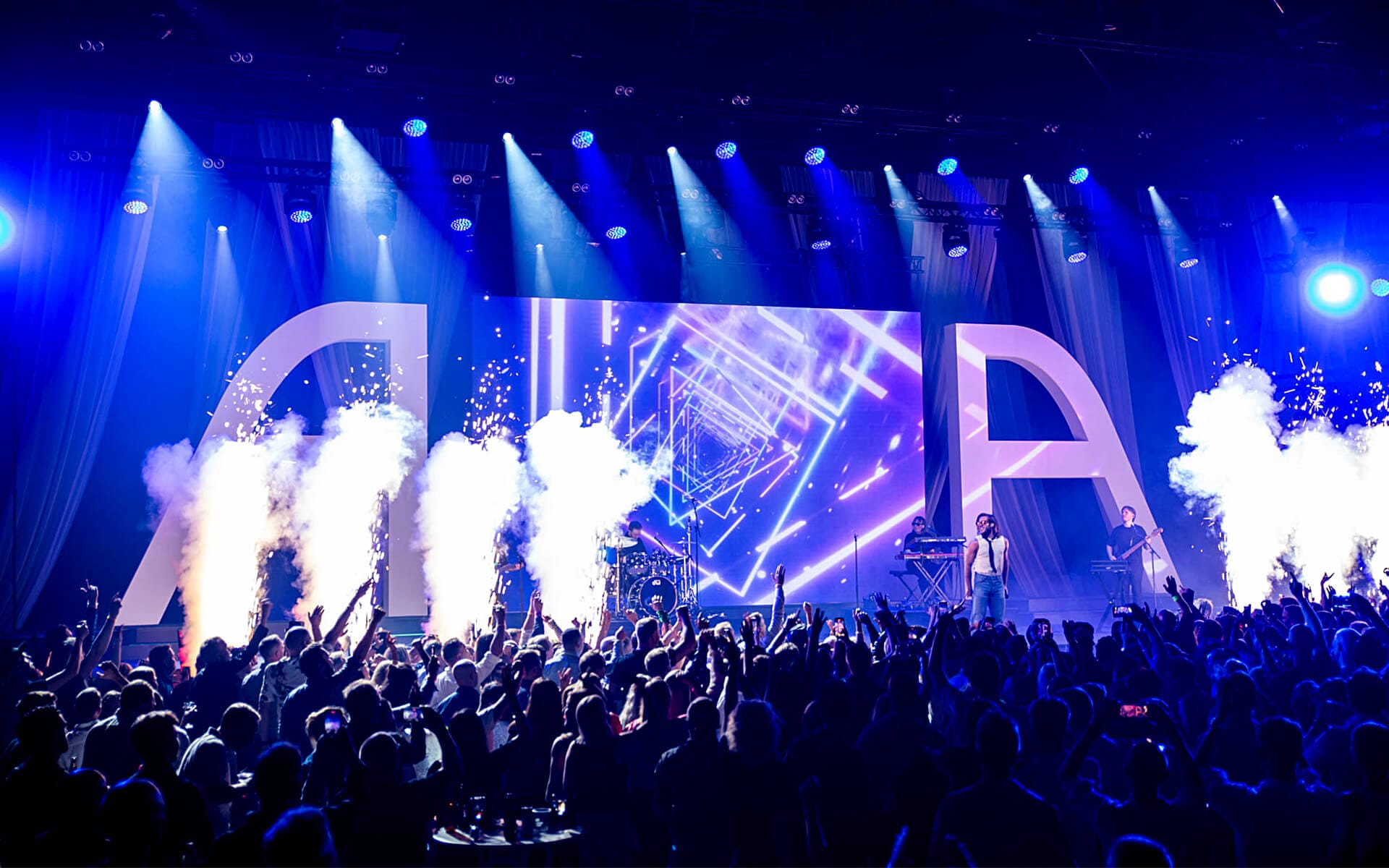Benjamin Ingrosso full stage shot with letter A structures and LED, ATEA Boson 2023