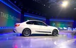 BMW i4 i Studio Flex med dialogpodium i standardposition, digital studioproduktion