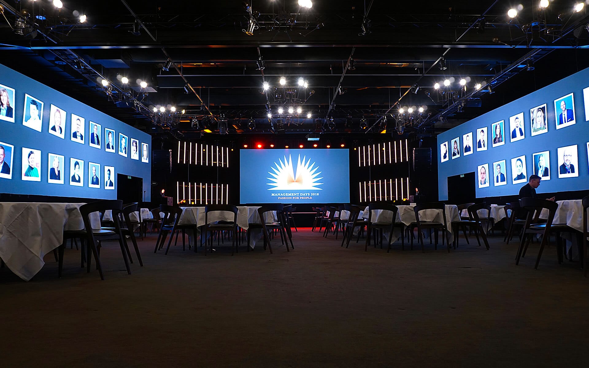 Grand Hall at Steam Hotel with 10x3 m LED screens on both long walls, Coor event