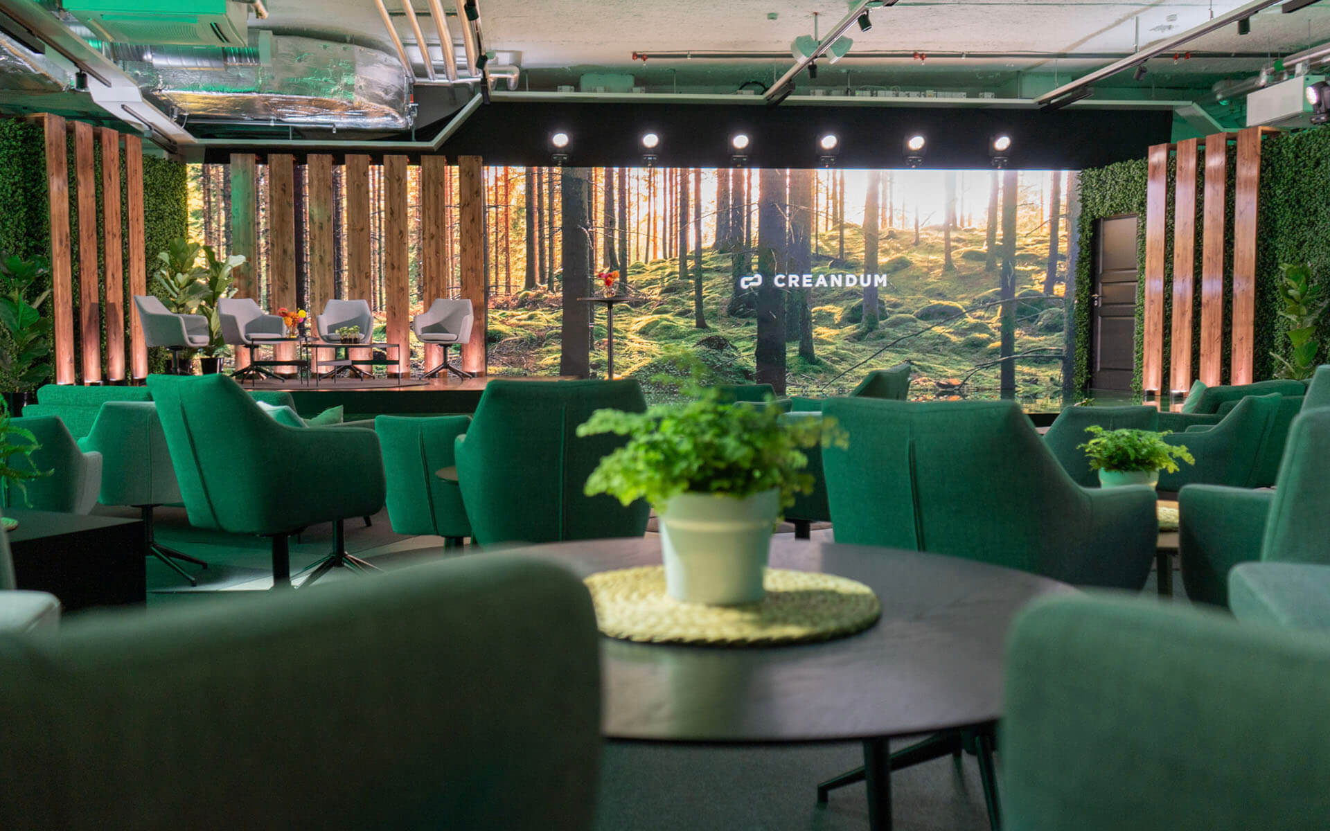 Creandums AGM i full gång i Forum, Sergel Hub – EDGE-producerad scen och ljussättning