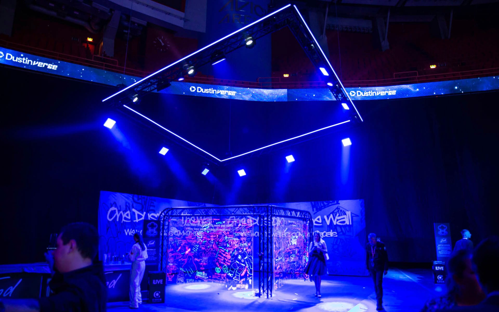 Dustin Summit activation at Avicii Arena – EDGE's in-house Edgetron tubes mounted on a truss structure create a visually striking activation zone on the show floor.