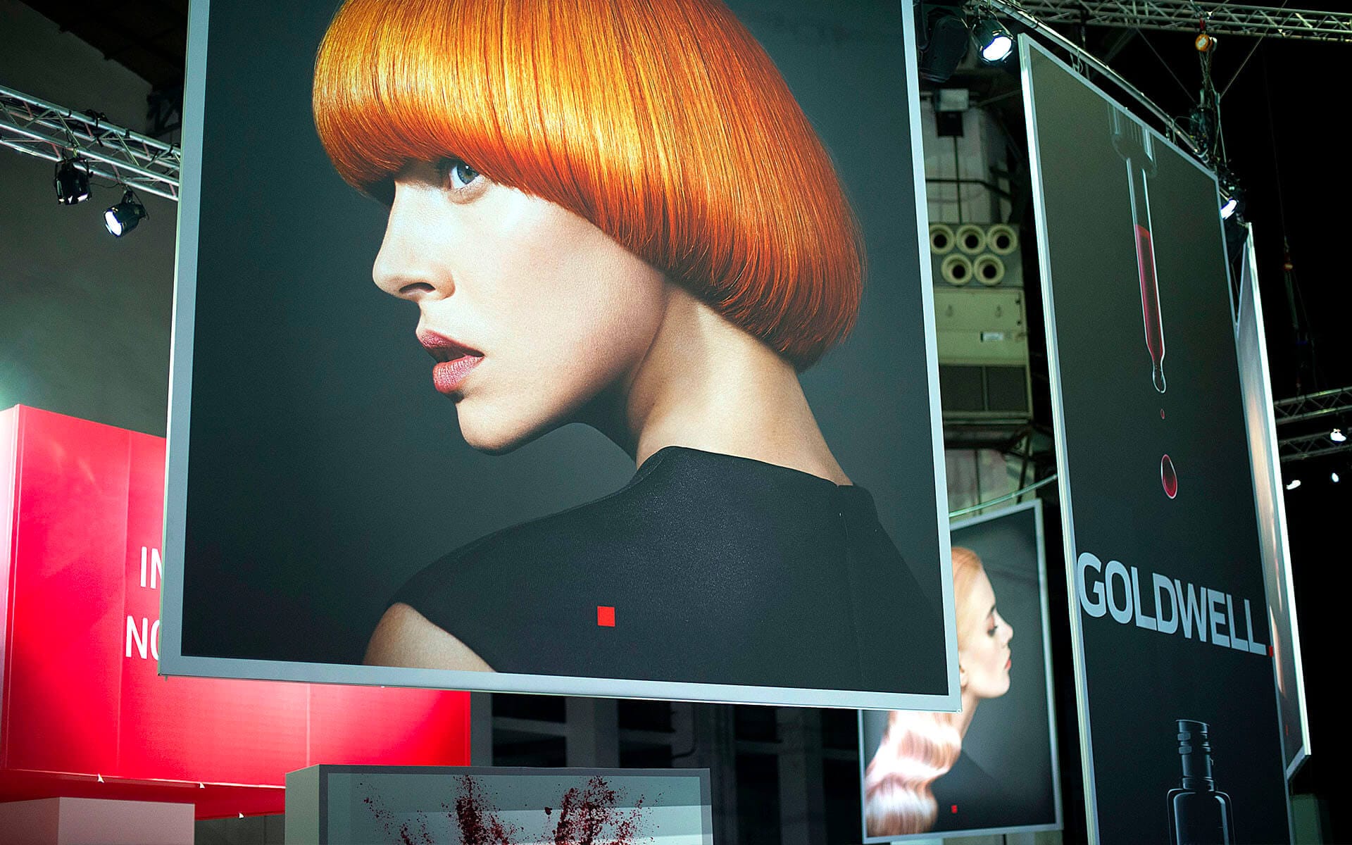 Ramspända print i mässmonter, Goldwell Global Zoom 2017 Fira Barcelona