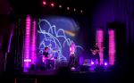 Liveartist på scen under Musikförläggarnas Pris