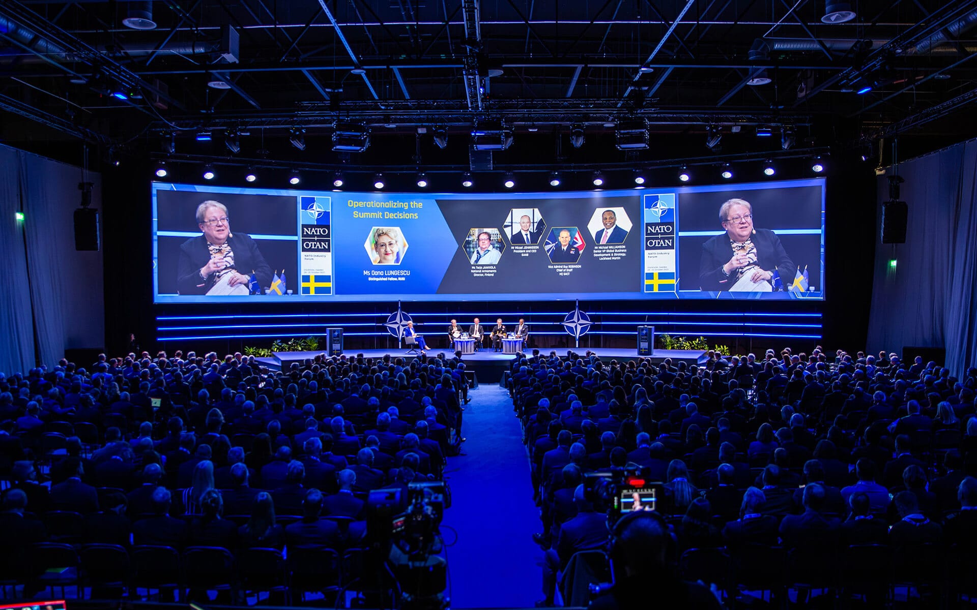 Mötet i full gång i Hall 1 plenum, NATO Industry Forum Scandinavian XPO 2023