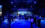 Gäster minglar i loungen, NATO Industry Forum Scandinavian XPO 2023