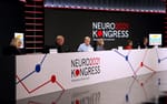 Omröstning via Twebcast med Neuroförbundet-branding på presidiebord, Studio Flex Infra 2021