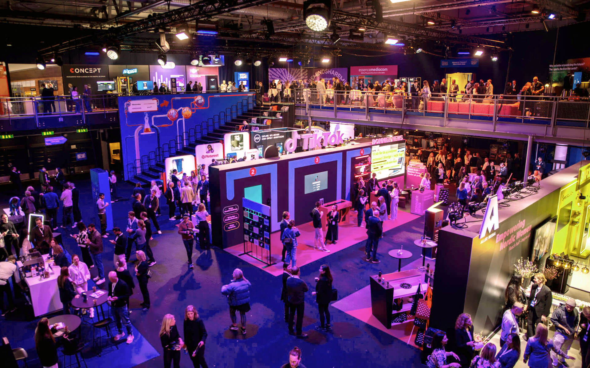 Exhibition floor at the back of Annexet