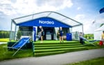 Möbler och inredning till fototält med genomskinligt tak, Nordea Masters Bro Hof