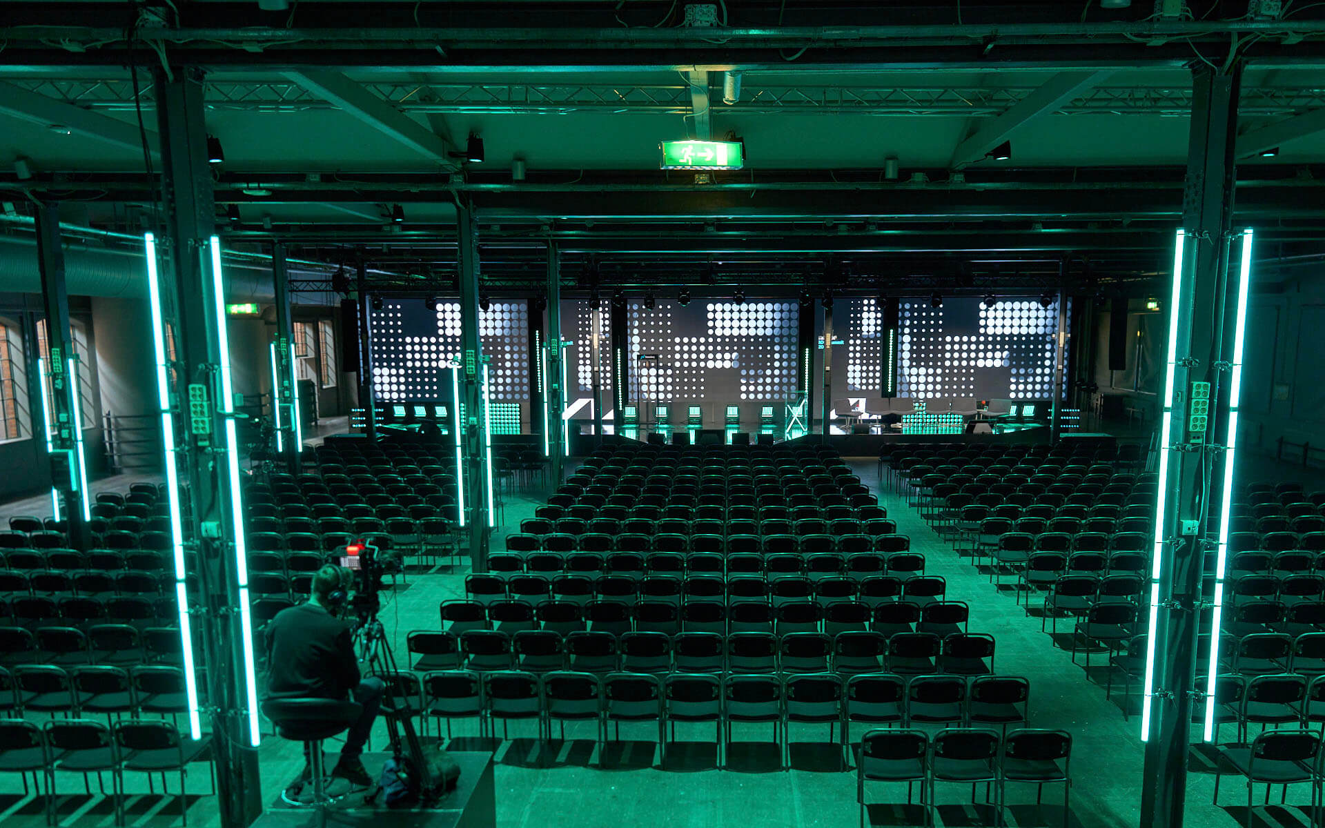 Kamerauppsättning i Metallgjuteriet – Nordnet NXT Summit 2023, Nacka Strandsmässan