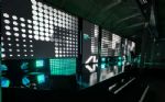 LED-skärmar och ljusinstallation på scen – Nordnet NXT Summit 2023, Nacka Strandsmässan