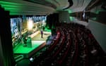 Auditorium på Hilton Slussen med ny scendesign och LED-skärm, Pandox Hotellmarknadsdag 2019