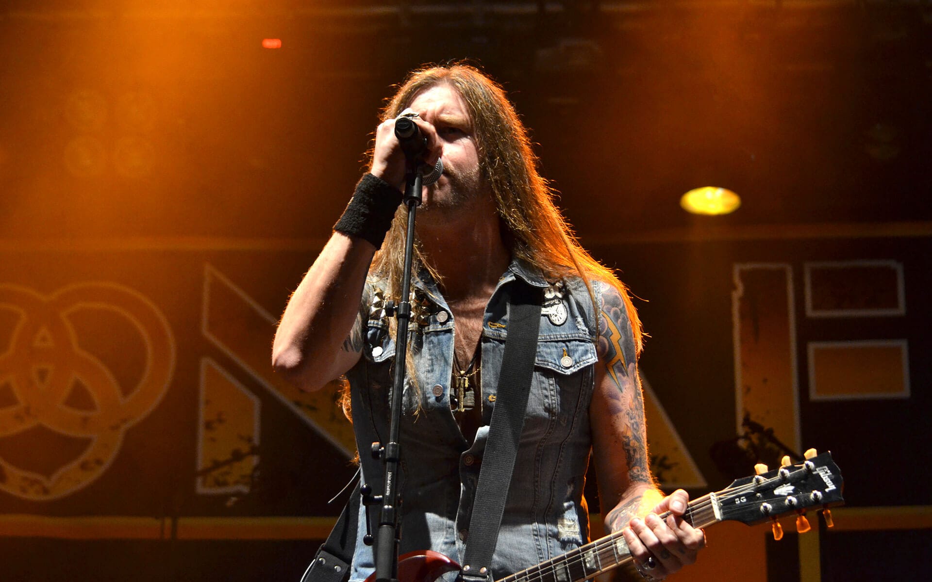 Bonafide Pontus Snibb close-up on stage, SRBF Edsbergsparken Sollentuna 2013