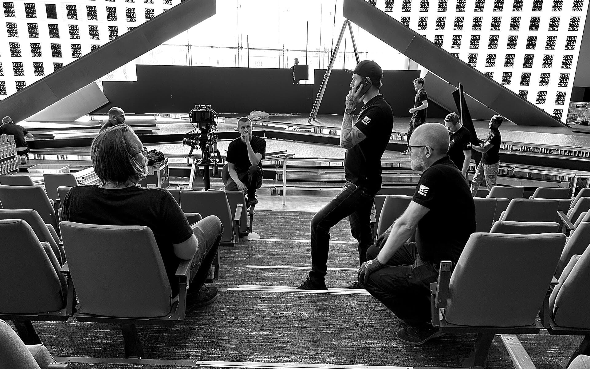 Andreas Bonnevier and Andreas Weis on site during the Swedish Steel Prize 2023 build at Waterfront – project managers present throughout the entire installation.