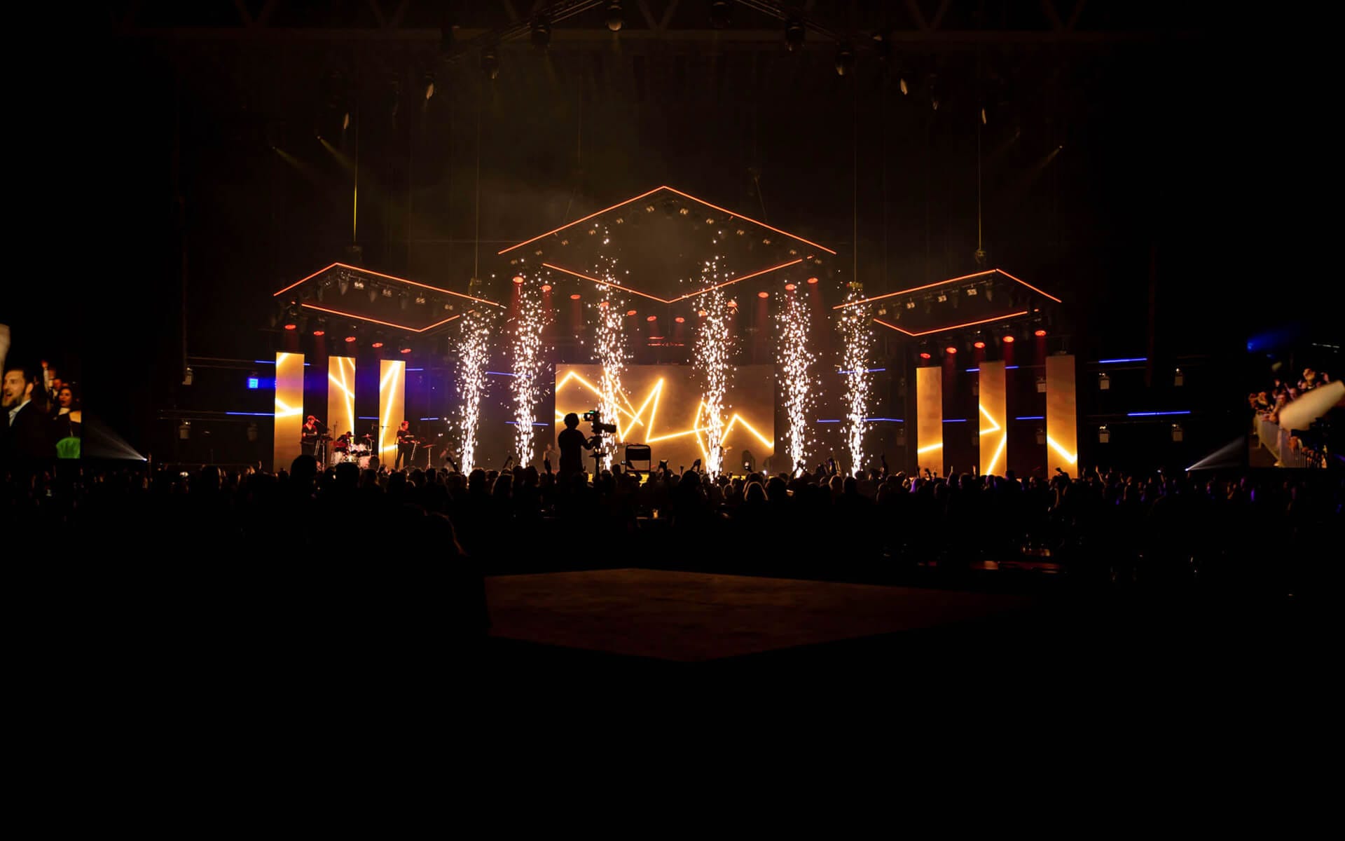 Pyrotechnics with sparks during E-Type performance, Tele2 Awards 2022 3Arena
