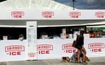 Smirnoff Ice barinramning med överliggare och brandade barfronter, Weekend Festival tält