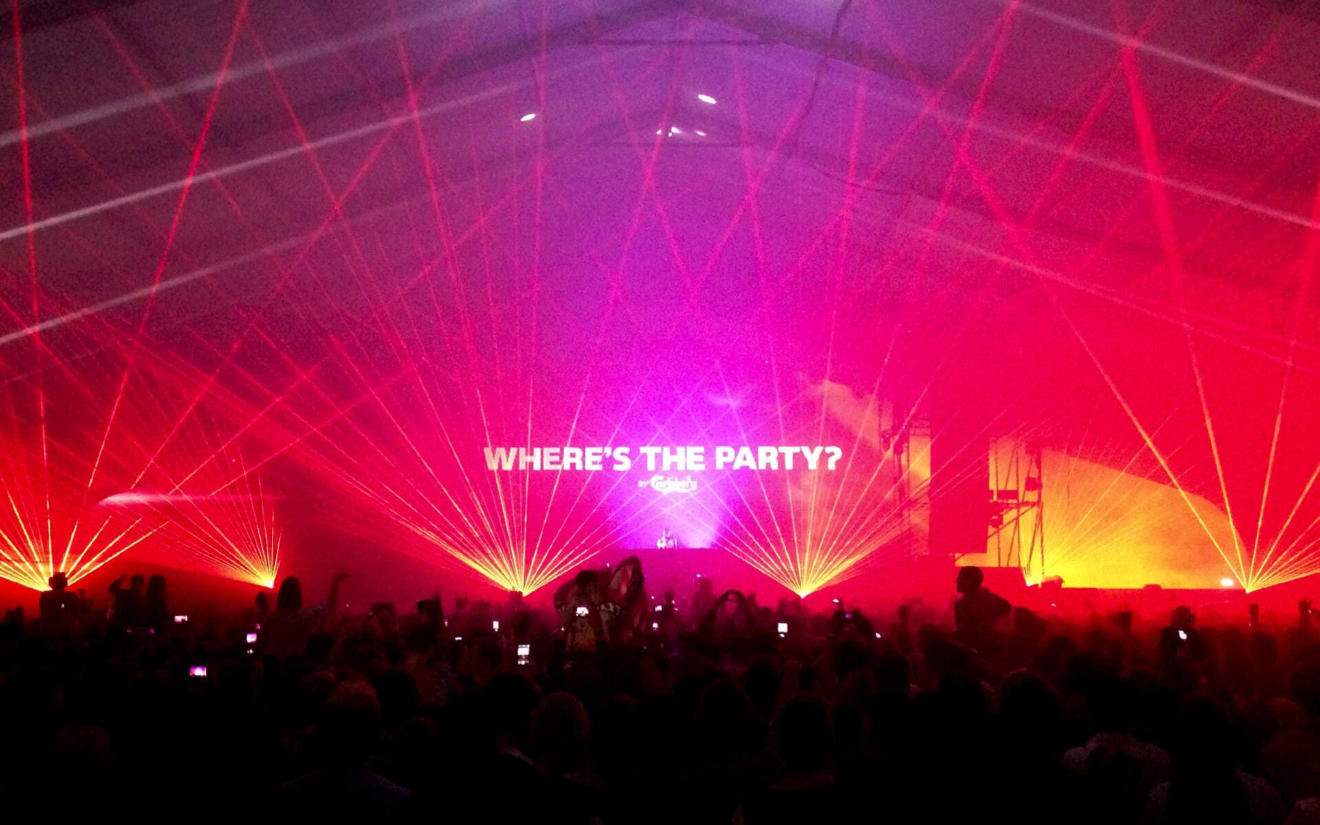 Axwell live på Sjöhistoriska Muséet – rörligt ljus och laser i kombination skapar en oförglömlig konsertupplevelse.